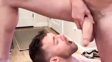 Pompino su Cazzo Grosso e Duro