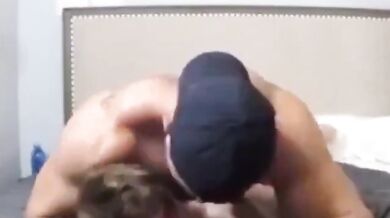Cazzo troppo grosso per 18enne
