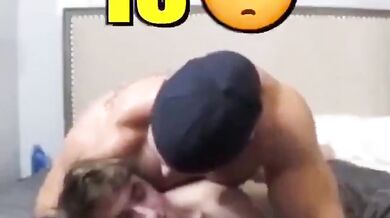 Cazzo troppo grosso per 18enne