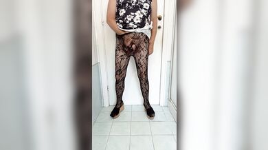 Masturbazione con vestitino
