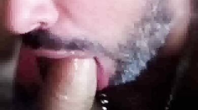Scopare la gola con il cazzo