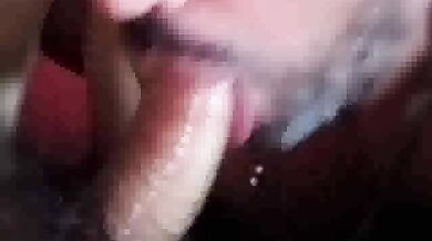 Scopare la gola con il cazzo