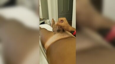 In vacanza ci seghiamo il cazzo INSIEME