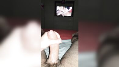Cazzo GROSSO: si sega da solo e sborra
