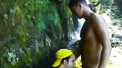 Sesso all'aperto per maschi gay