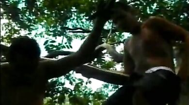 Gran succhiata all'aria aperta