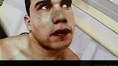 Bel bruno con tanta voglia di cazzo