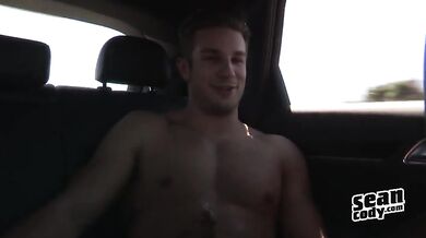 Bellissimo figo gay si masturba