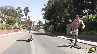 Biondino troia scopato con passione