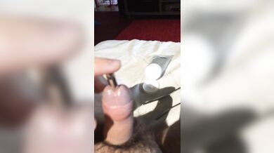 Una penna su per il cazzo gay