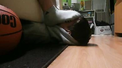 Odora i calzini dell'amico omosessuale