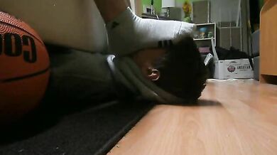 Odora i calzini dell'amico omosessuale