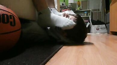 Odora i calzini dell'amico omosessuale