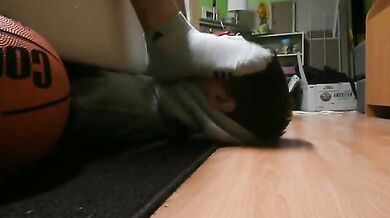 Odora i calzini dell'amico omosessuale