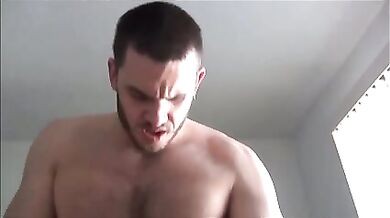 Bei giovani italiani si inculano