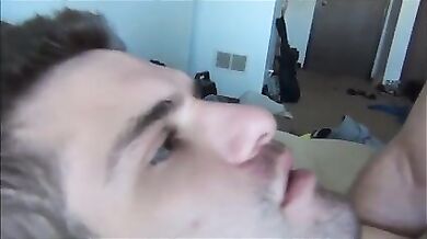 Bei giovani italiani si inculano