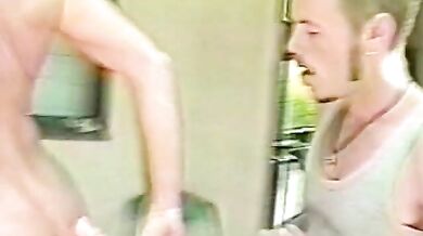 Trombata tra mariti gay