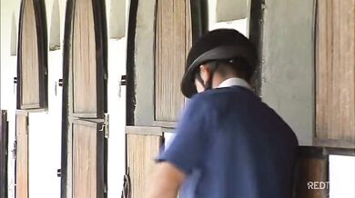 Scopata gay al maneggio