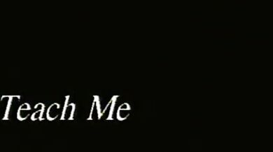 Scopata gay interrazziale in sala d'attesa