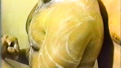 Amanti gay si lavano il cazzo dopo la scopata