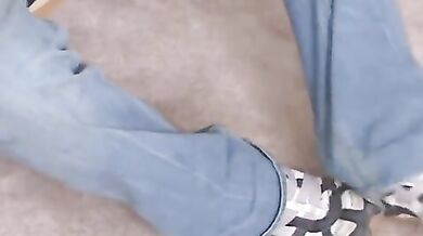 Bel ragazzo cazzuto si sega