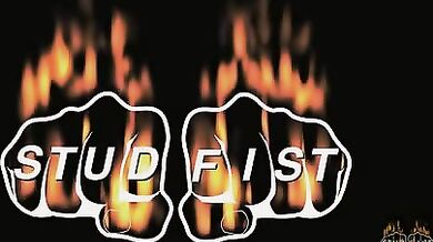 Doppio fisting anale gay