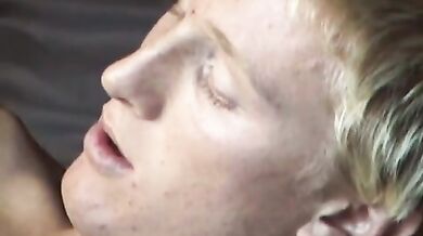 Porno gay con tre uomini arrapati