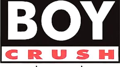 Tre diciottenni gay scopano insieme