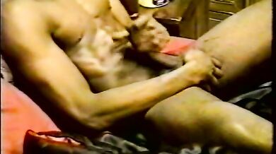 Segaiolo nero dotato