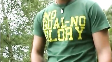 Pompino gay in riva al lago