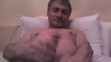 Gay maturo si masturba