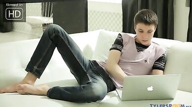 Ragazzo incontra partner gay su Meetic