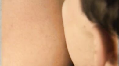 Bel marinaio scopato da ufficiale gay