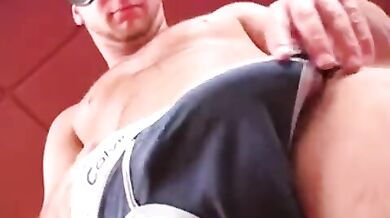 Grosso cazzo eiacula