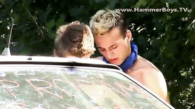 Scopata tra diciottenni  amatoriali