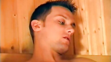 Coppia gay in sauna