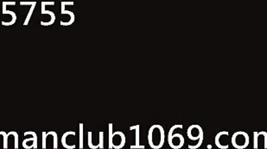 Twink giapponese lo prende nel culo