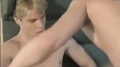 Militare inculato in treno