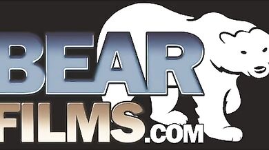 Cinque grassi bears maturi in orgia