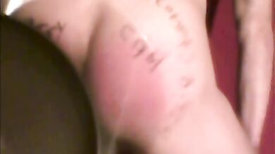 Self spanking in cam di ragazzo gay