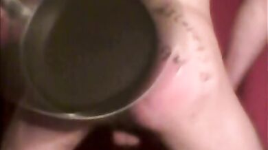 Self spanking in cam di ragazzo gay