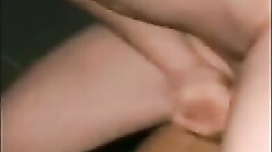 Cazzo enorme in bianco culetto gay