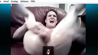 Gay passivo col buco del culo slabbrato