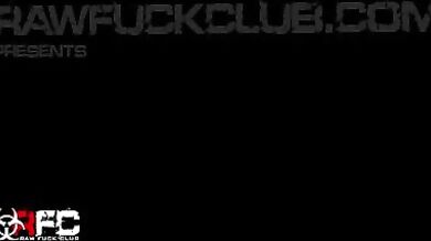 Macho gay cavalca cazzone nero