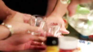 Twink molto carino sfondato da cazzo XL