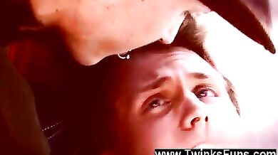 Coppia twink scopa a bordo piscina