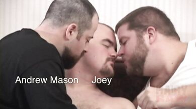 Sesso a tre tra bears grassi