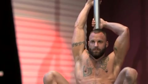 Gay maschio spogliarellista porno