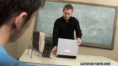 Inculato a pecora sulla cattedra