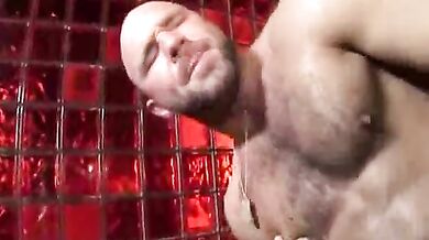 Coppia porno gay tromba in palestra